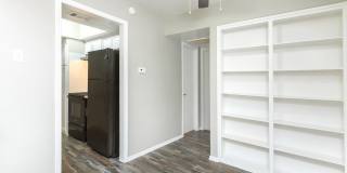Camelot Apartments Gallery 75