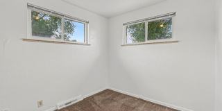 Newly remodelled 3 bedroom ranch - available May 1st!!! Gallery 13