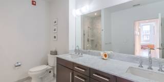 Luxury U St Condo | 2 Bed + Den | 2 Bath | 1,350 Sf | Large Balcony | 1 Garage Parking Space Gallery 14