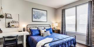 Icon at Hardin Valley Gallery 22