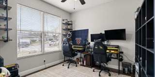 2554 CYPRESS TRACE CIRCLE Gallery 21