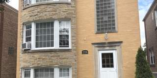 2718 W Balmoral Avenue 2718 W Balmoral Avenue Gallery 1