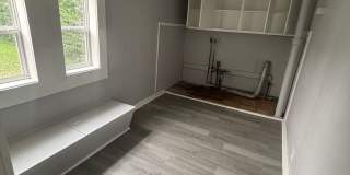 2bd Single Cash Pay/Section 8 Gallery 5