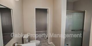 17197 Sierra Highway Gallery 10
