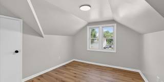 13776 SHADY OAK BLVD Gallery 20
