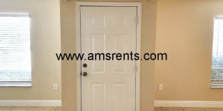 Spacious 3-bedroom 2 baths in Poinciana Gallery 6