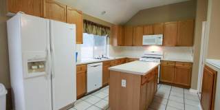 Beautiful 3 Bedroom, 2 Bath Home in West Round Rock Gallery 14