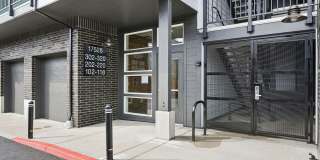 Welcome to Burnside Bluffs – Your New Urban Retreat! Gallery 33