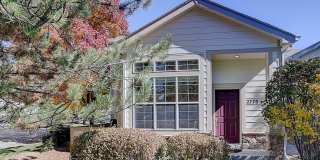 Cozy 2bed/2.5 bath townhome in Lafayette Gallery 1