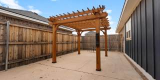 10928 Norwich Avenue Gallery 24