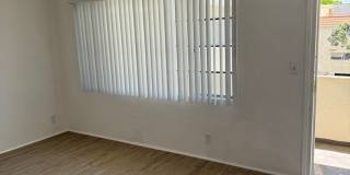 323 MARINE ST Gallery 8