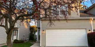 Very sharp 3 BR, 2.5 bathroom,  updated appliances, hardwood flooring Gallery 21