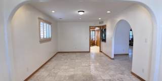 4719 FRANKFORT Avenue Gallery 19