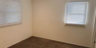 4425 Humble Ave Gallery 22