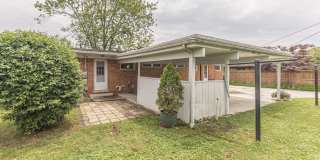1630 Greenview Dr. Gallery 19