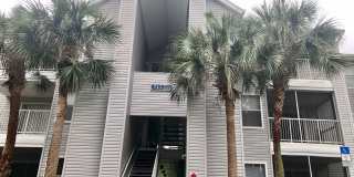 MOVE IN NOW-WATER VIEW! 2X2- Spacious 3rd floor condo with tranquil water views from balcony!! Gated Regency Park at Lake Mary!! Gallery 1