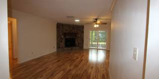 Lovely 4 Bedrooms / 2 Bathrooms / 2-Car Garage Gallery 10