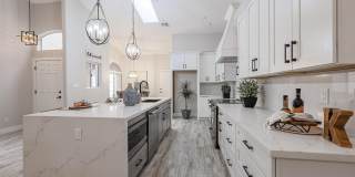 8941 E Maple Drive Gallery 38