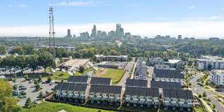 Like New Townhome Ready for Immediate Move-In!!! Bryant Park in West End Gallery 33