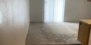 River Walk Apartments Gallery 21