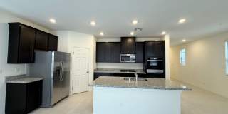 Modern Brand New Summerlin Home with 5 Bedrooms, Loft & Upgraded Finishes Gallery 11