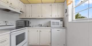 431 Markham T Gallery 6