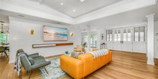 1800 Glenwood Lane Gallery 6