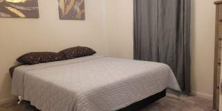 Charming 3-Bedroom Home with Spacious Yard Gallery 11