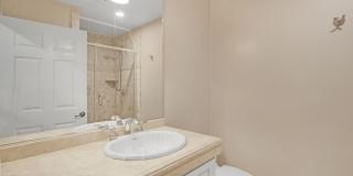 850 N Croft Ave unit: 203 Gallery 23