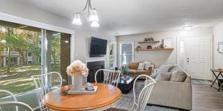 7598-L LAKESIDE VILLAGE Drive unit: L Gallery 1