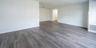 Tomlinson Court Apartments Gallery 14