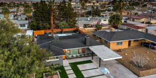 Vibrant, fully-furnished home near downtown with modern updates, pool & spa with flexible stay options! Gallery 50