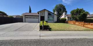 Beautifully maintained, Suisun City 3-bedroom, 2-bath home showcasing true pride of ownership! - Close to TAFB Gallery 1