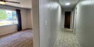 3 BED 1 BATH HOUSE WITH A FENCED BACKYARD Gallery 9