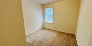 4 Bedroom 3.5 Bath Townhouse Gallery 17