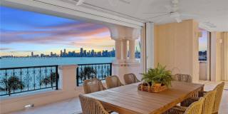 5242 Fisher Island Dr Gallery 3