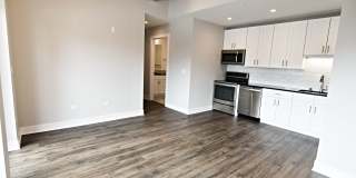 3833 N Broadway Gallery 58