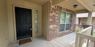 Beautiful and Cozy 3bed/2bath with an Office Available in North Norman! Gallery 5