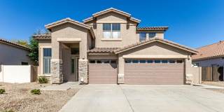 8760 W Augusta Ave, Glendale - Spacious 4 bedroom, 3 bath Gallery 1