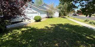 NE 3 Bdrm, 2 Bath, Gas Heat/Fireplace, Newer Carpet & Paint, Corner lot, Fenced Yard, DBL Garage Gallery 12