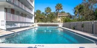 935 E Causeway Boulevard Gallery 1
