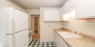 Charming home in the East Campus neighborhood Gallery 9