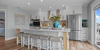 201 W Glenn Street Gallery 15