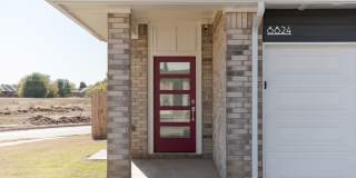LUXURY MODERN NEW 3 Bedroom 2.5 Bathroom Townhome in Piedmont Schools- Premium Lot- Neighborhood Park Gallery 4