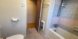 Stunning Nob Hill Bungalow! Gallery 12
