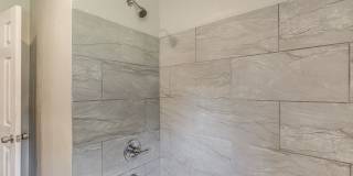Charming Home + Balcony + Centrally Located in OKC + 3 bedrooms Gallery 14