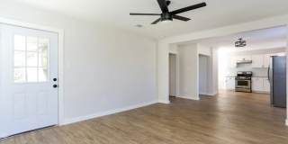 Renovated 3-Bedroom Home in Edison Gallery 4