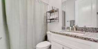 3222 SW Santa Barbara Place Gallery 21