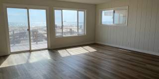 Surfside Colony Gated Community - Tri-Level Beachfront | 4Bd/2.5Ba | Ocean Views Gallery 6