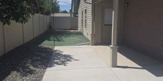 MOVE IN SPECIAL: $300 off the first full month of rent! Gallery 20